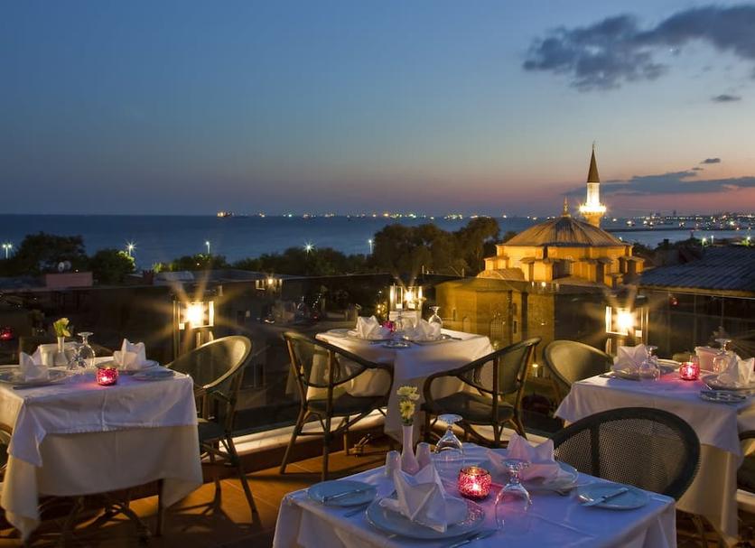 Restaurant Photo