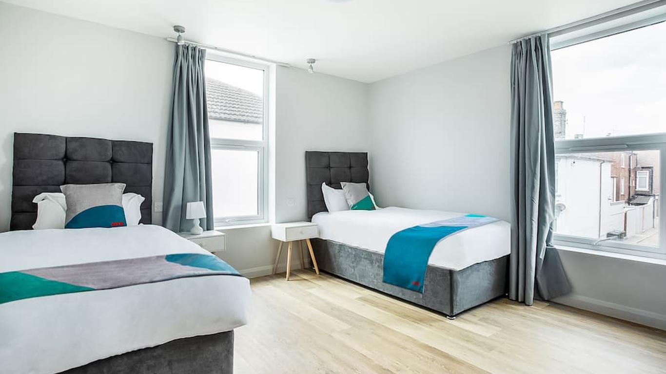 OYO Studiotel Gy - Modern Hotel Apartments