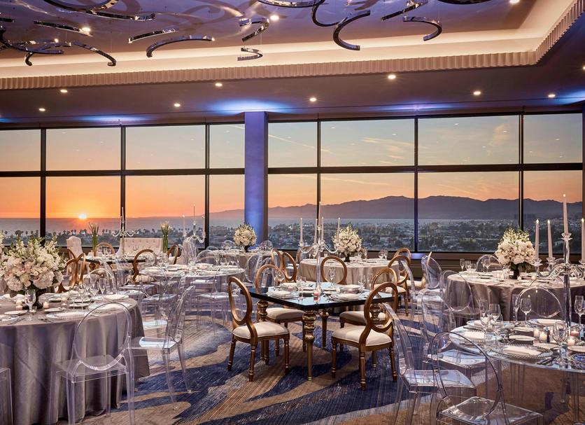 Banquet hall Photo