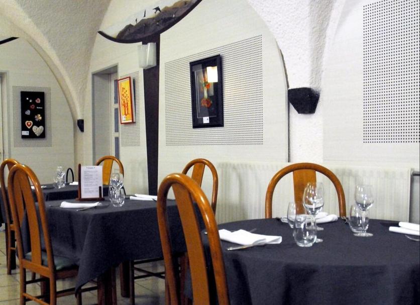 Dining room Photo