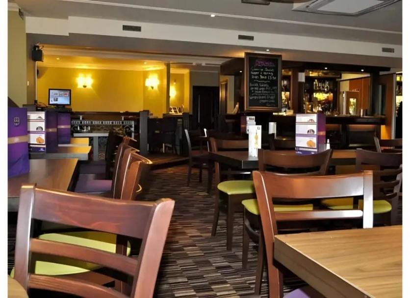 Restaurant Photo