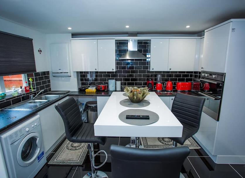 Kitchen Photo