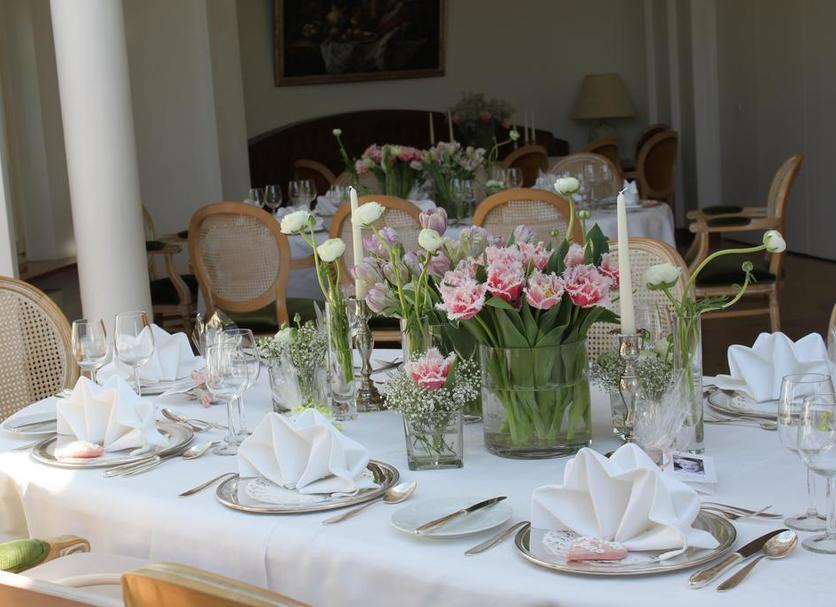 Banquet hall Photo