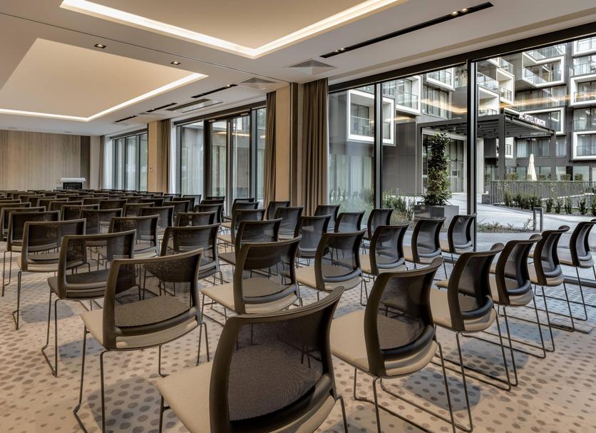 Conference room Photo