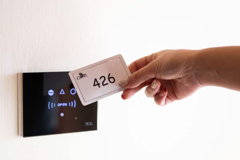 Room amenity