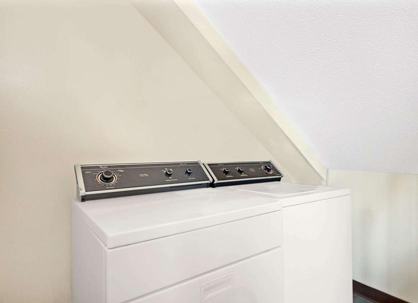 Laundry facility Photo