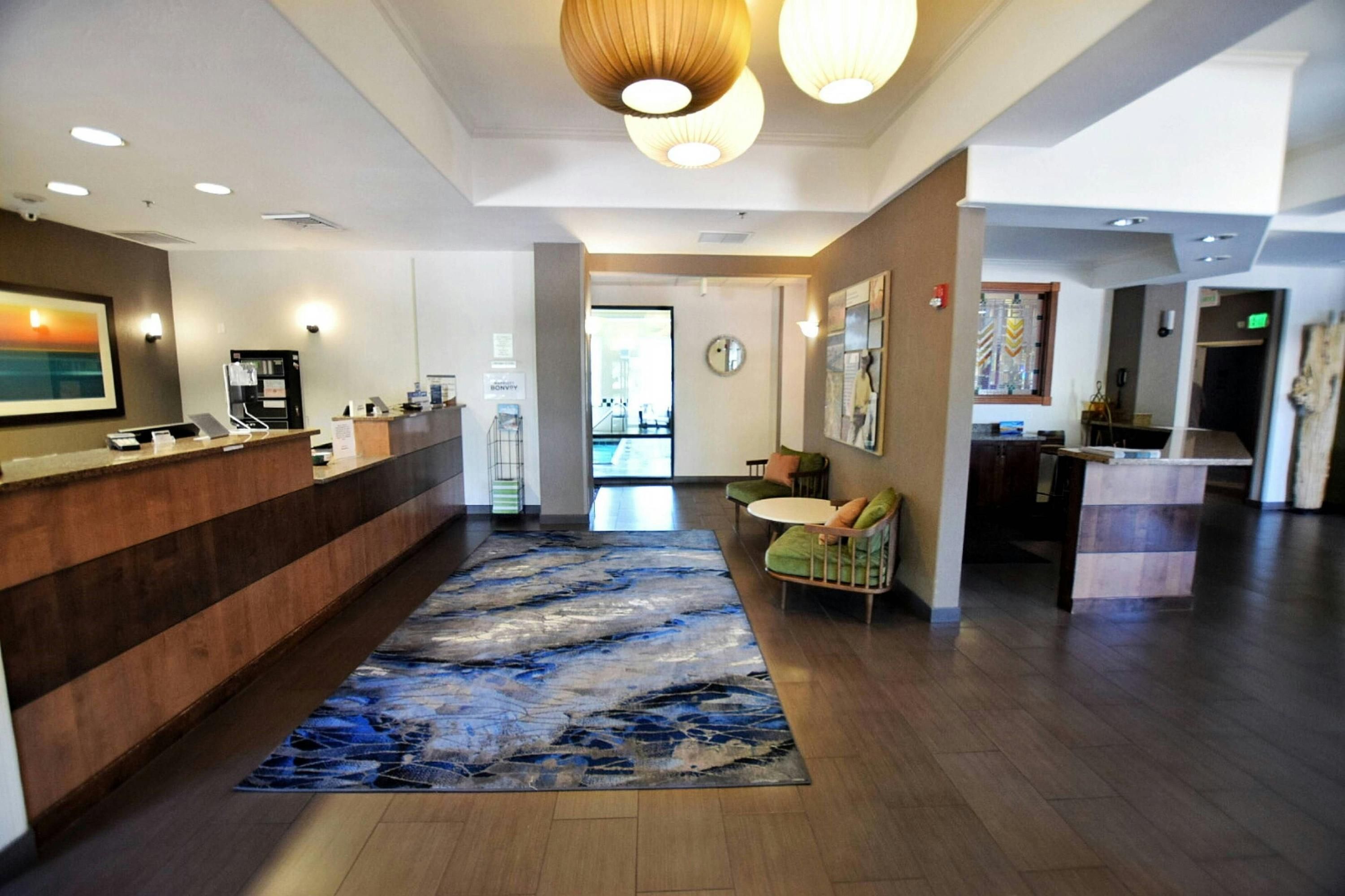 Front desk Photo