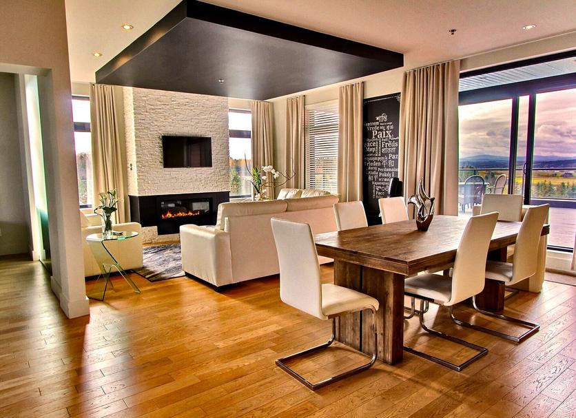 Dining room Photo