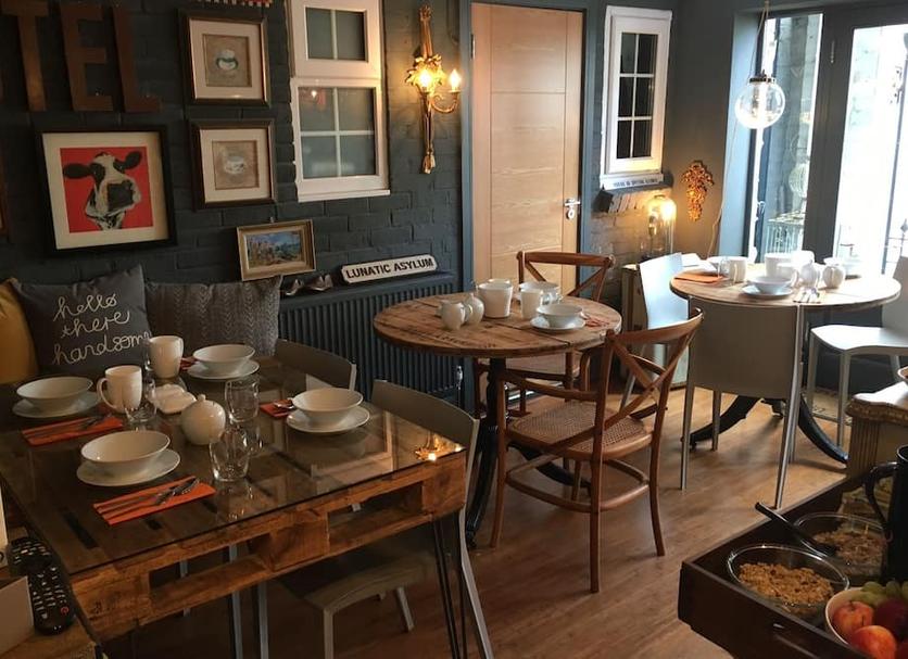 Restaurant Photo