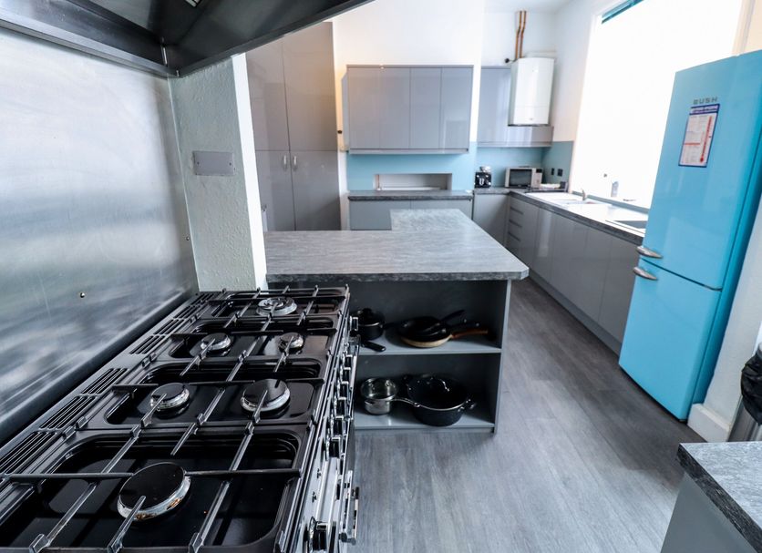 Kitchen Photo
