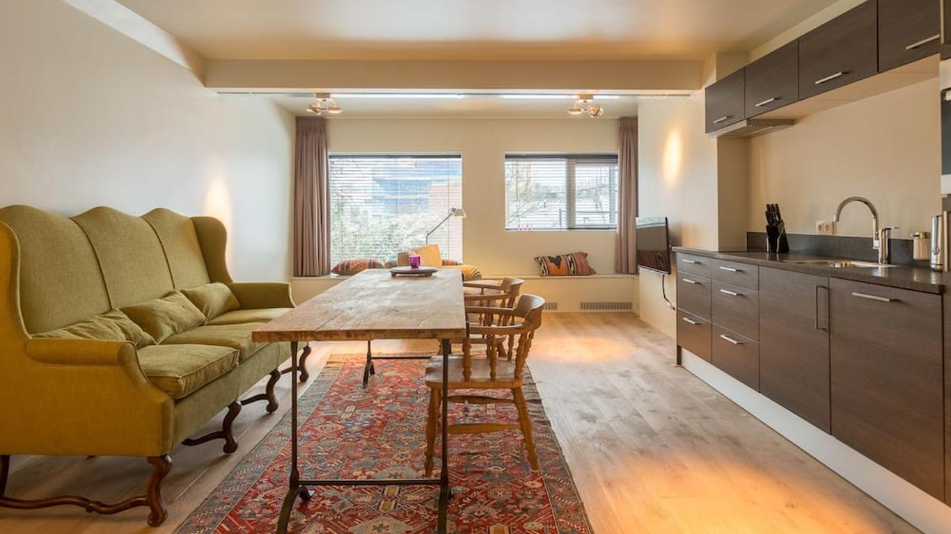 Business Guesthouse