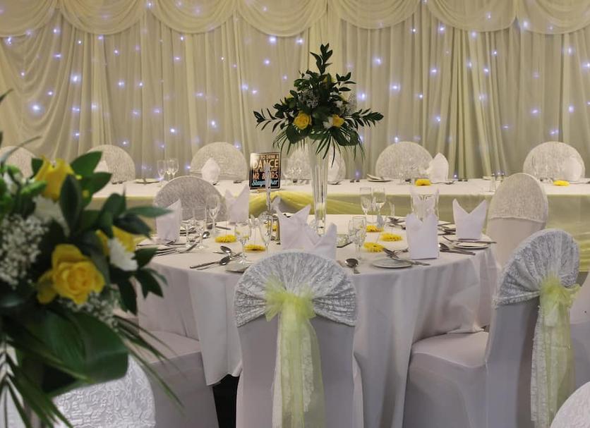 Banquet hall Photo