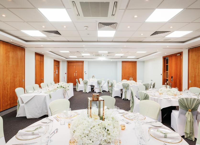 Banquet hall Photo