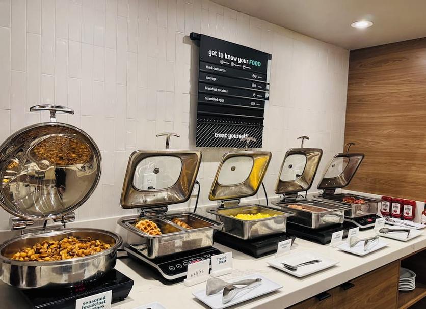 Buffet Photo