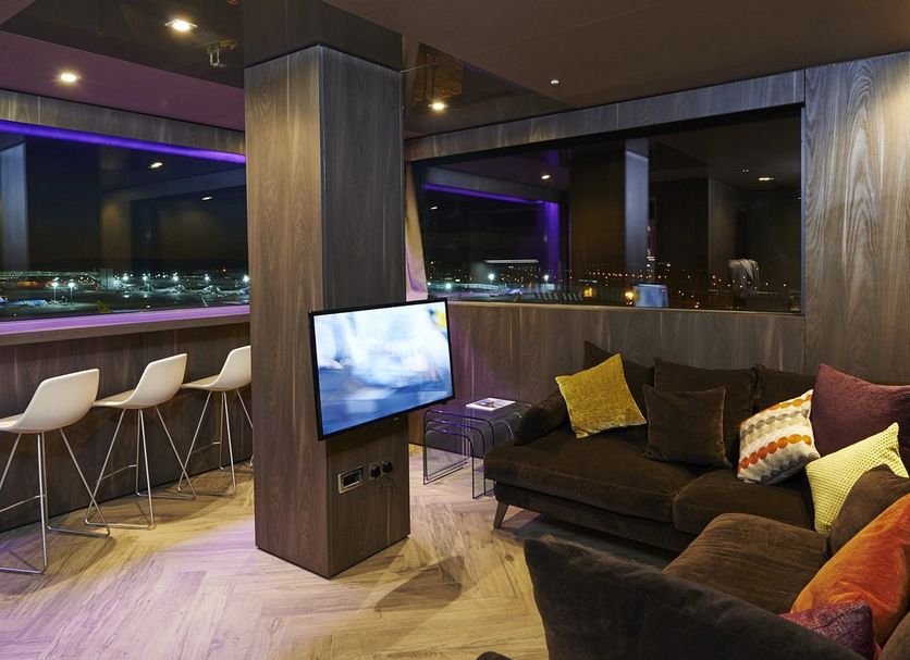Lounge Photo
