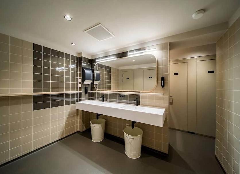 Bathroom Photo
