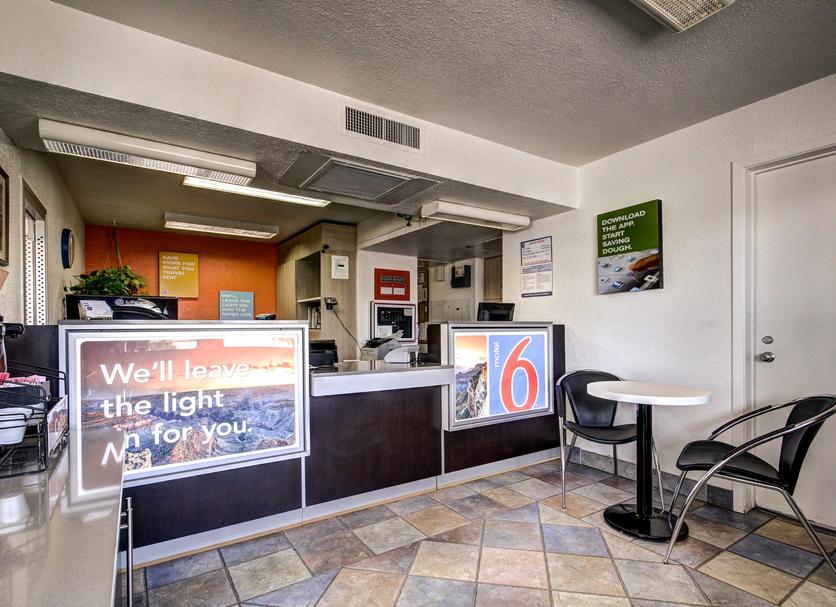 Front desk Photo