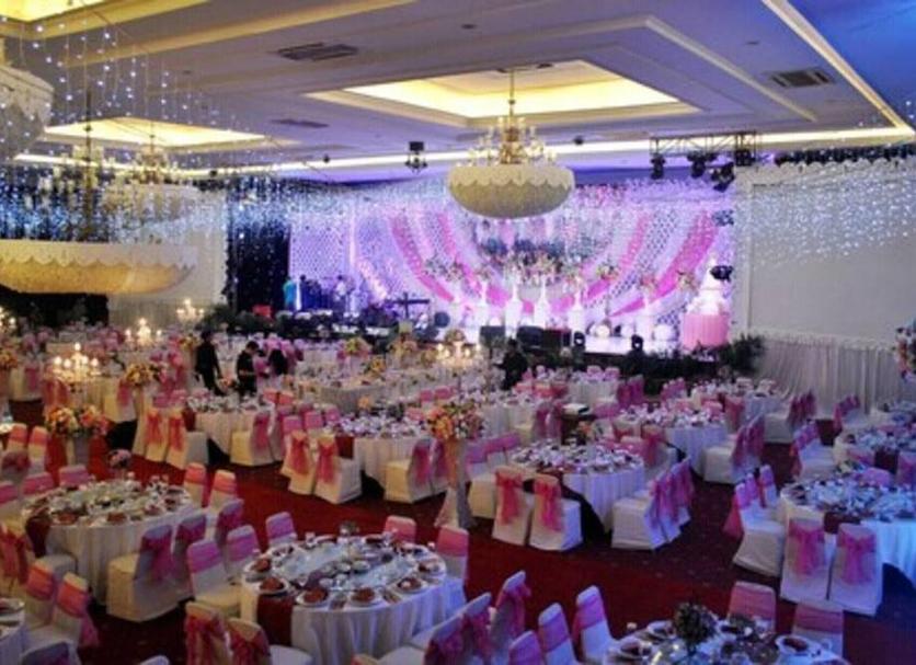 Banquet hall Photo
