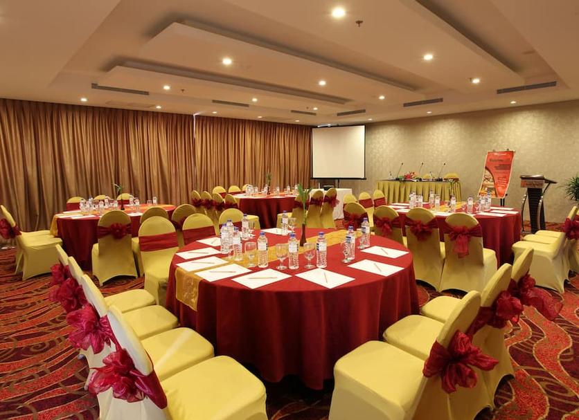 Banquet hall Photo