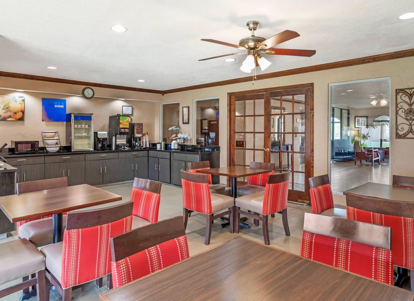 Dining room Photo