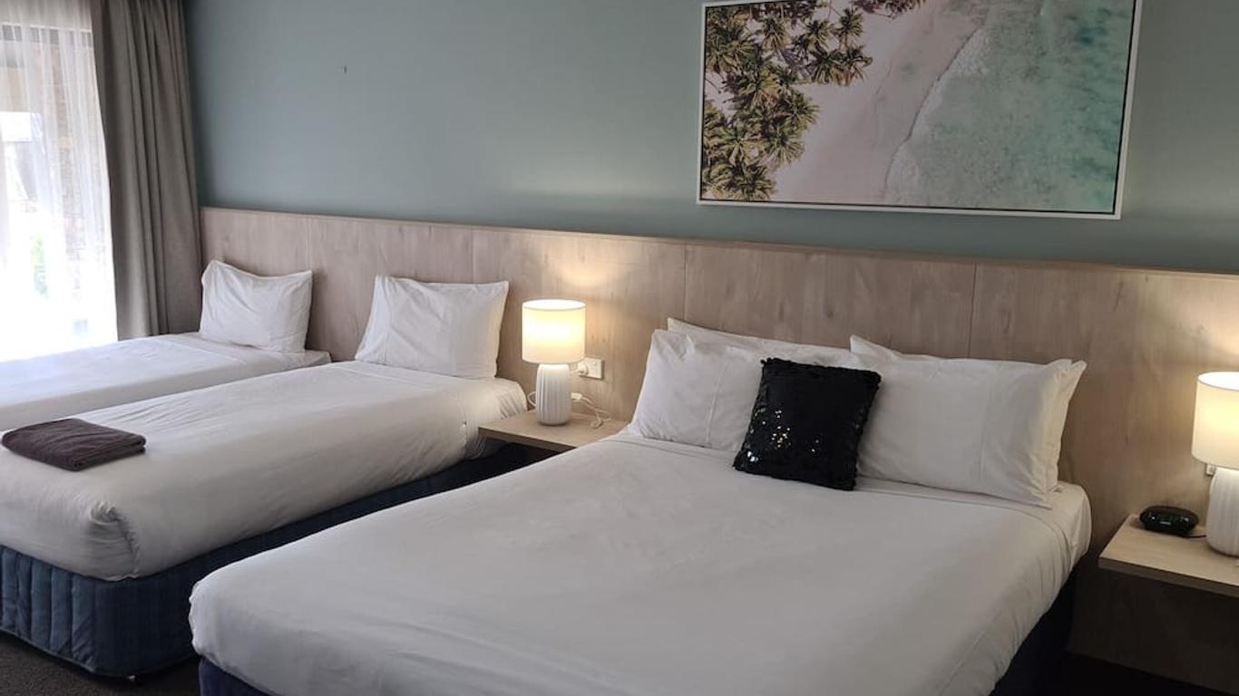 Tea Gardens Motel