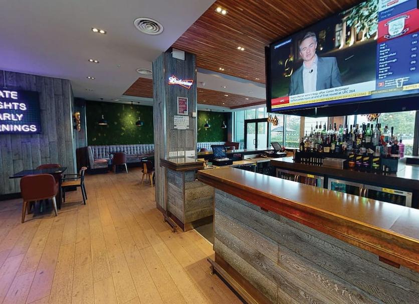 Bar Photo