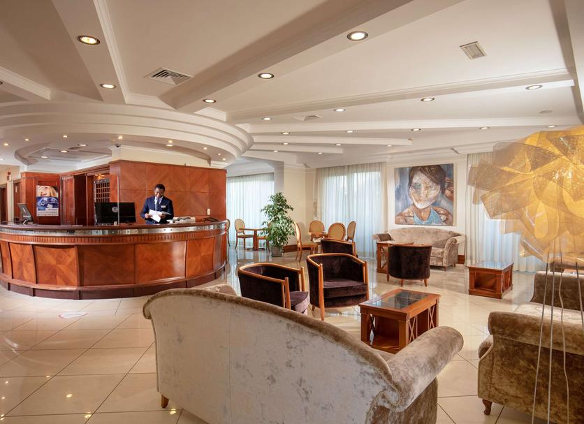Front desk Photo