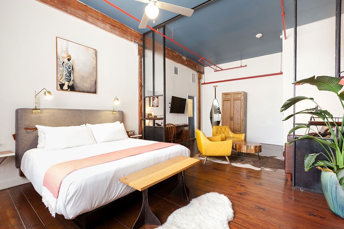 Bedroom