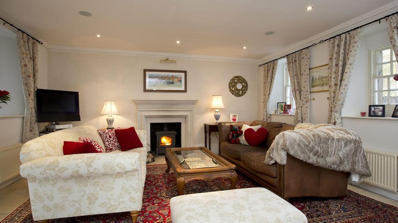 Bowden House B&b