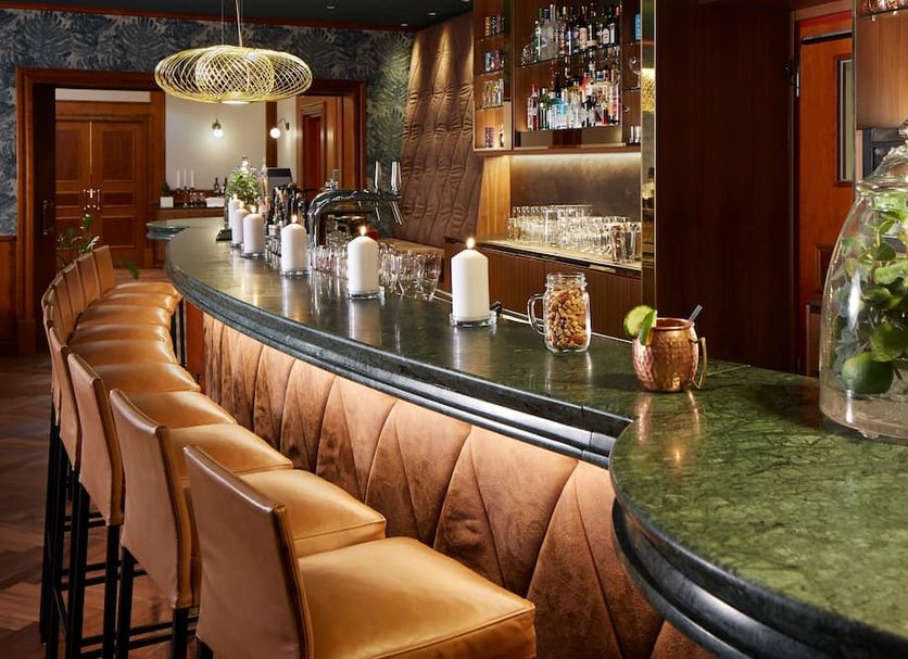 Bar Photo