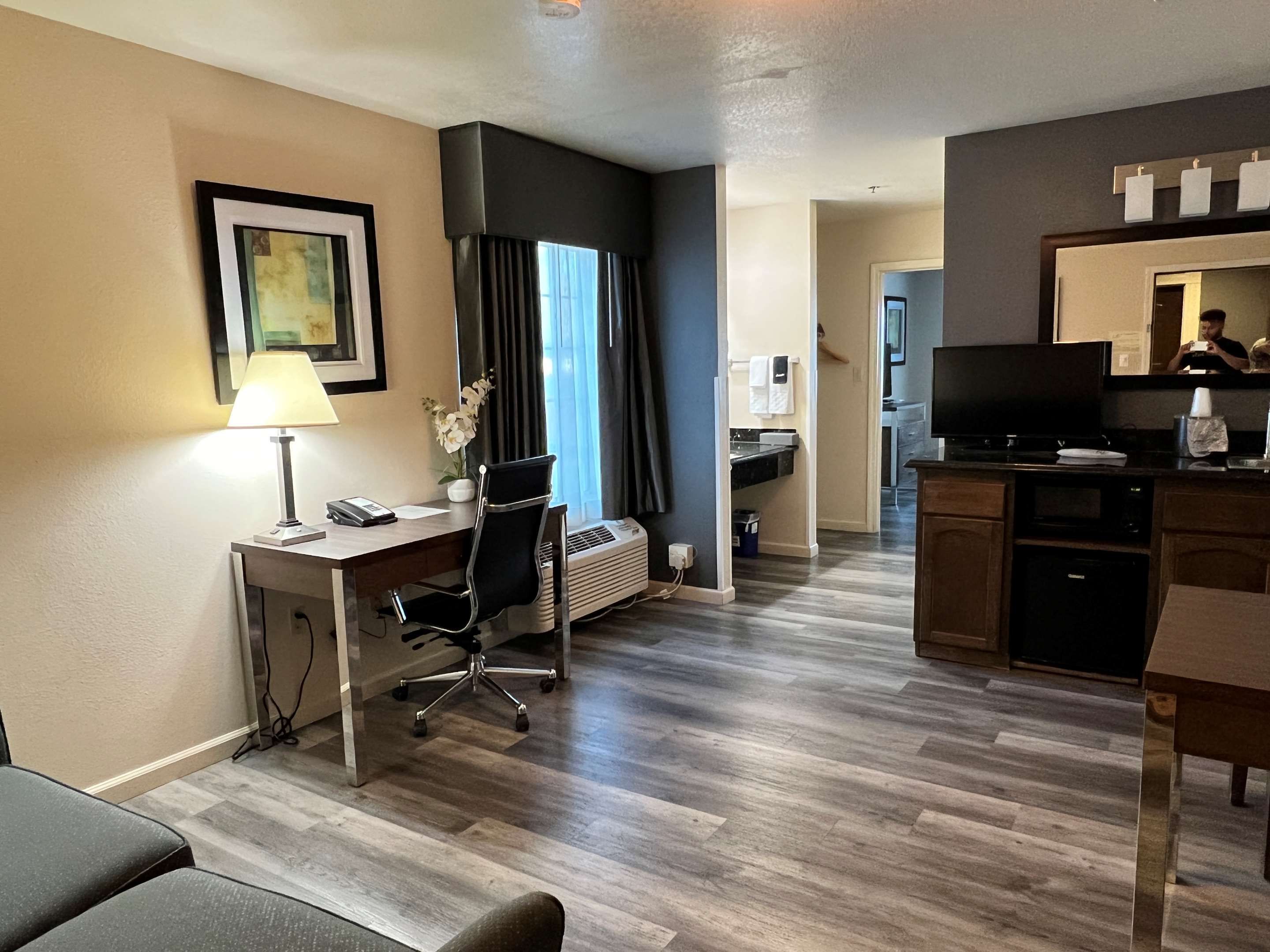 Room amenity