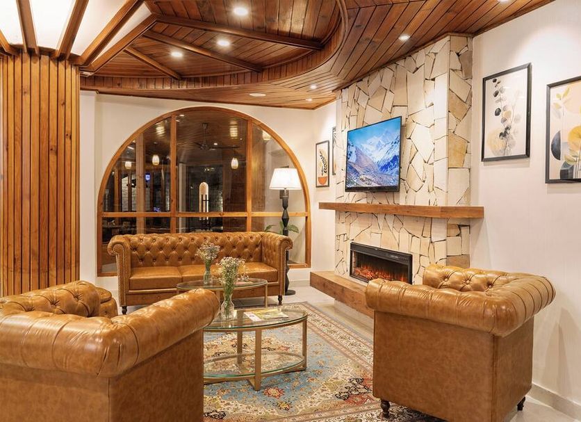 Lounge Photo