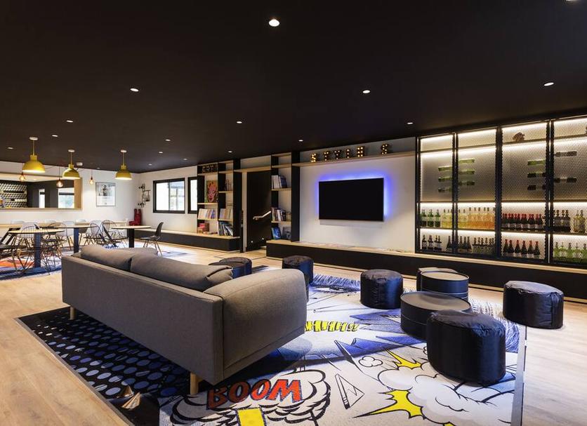 Lounge Photo