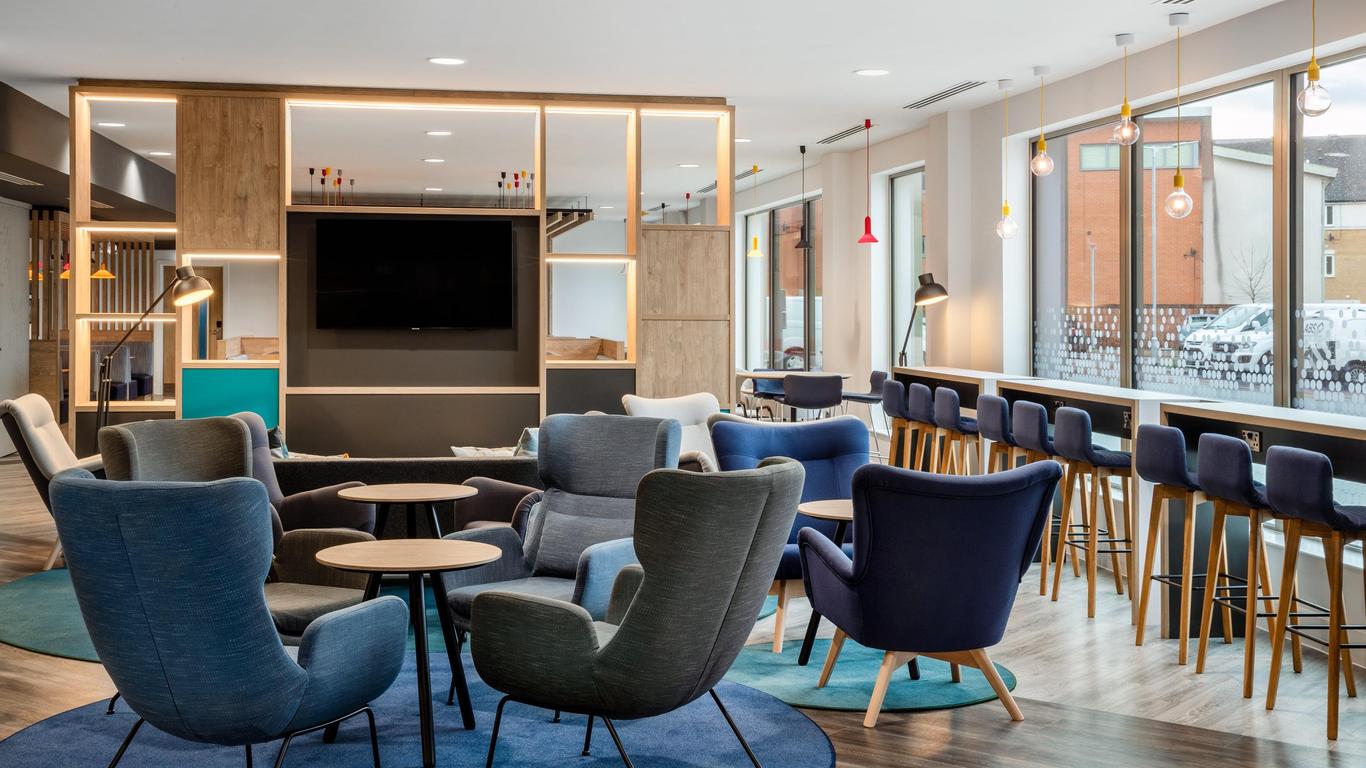 Holiday Inn Express Cambridge West - Cambourne