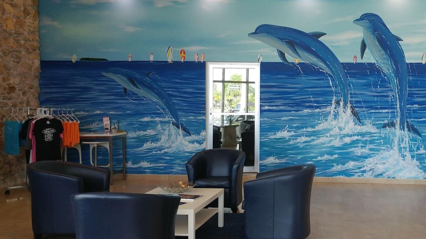 Dolphin Key Resort