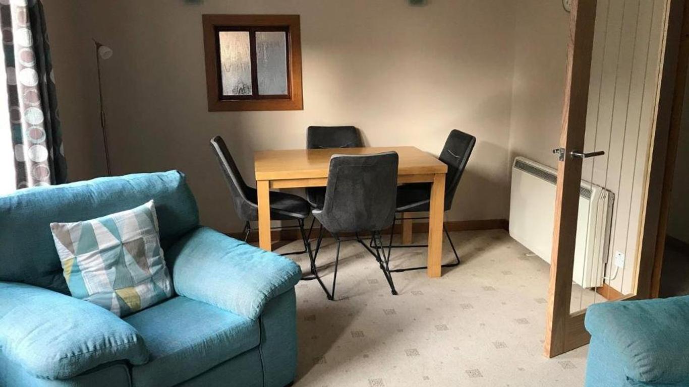 Apartment 76