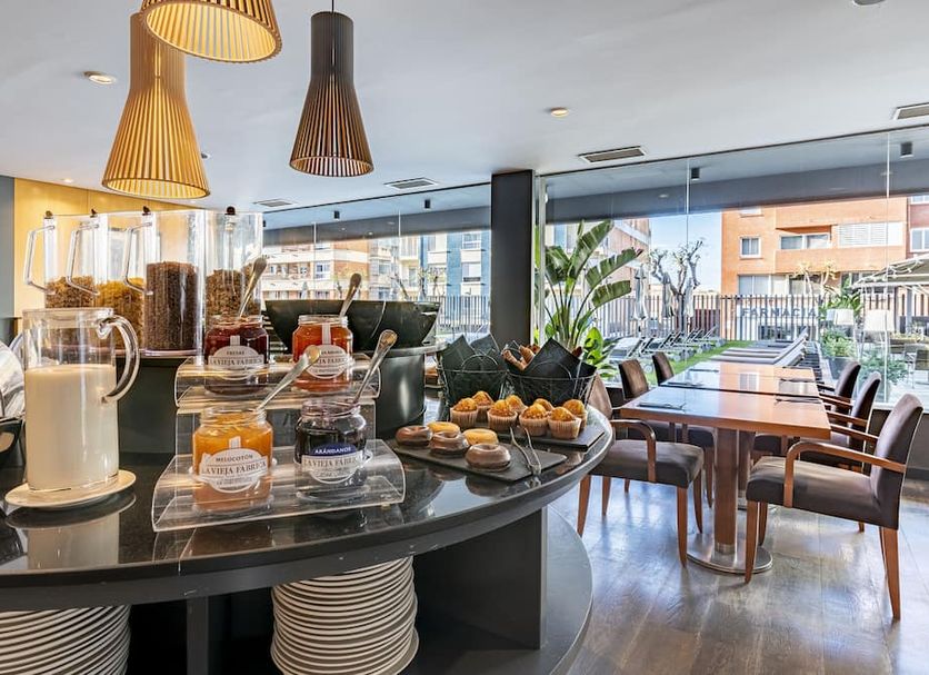 Buffet Photo