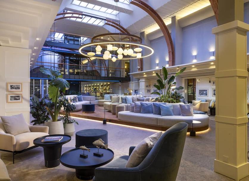 Lounge Photo