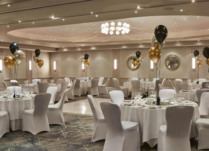 Banquet hall Photo