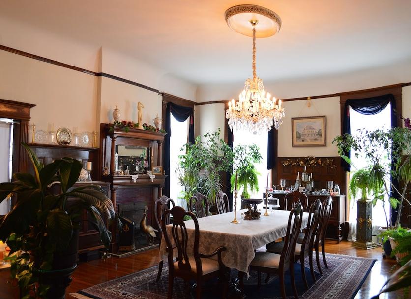 Dining room Photo