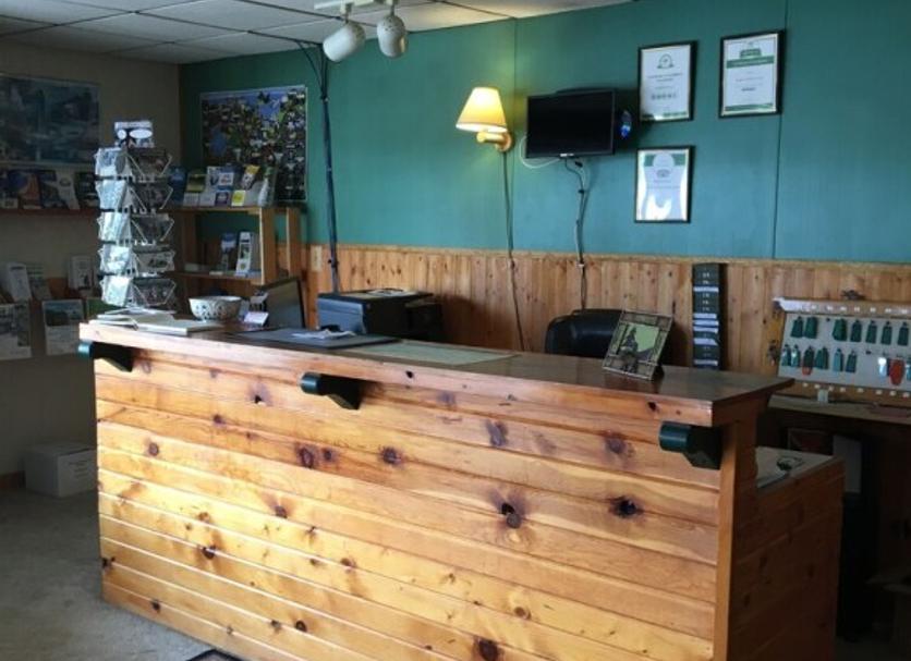 Front desk Photo