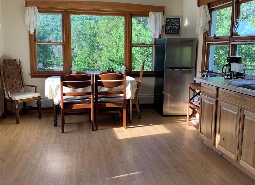 Dining room Photo