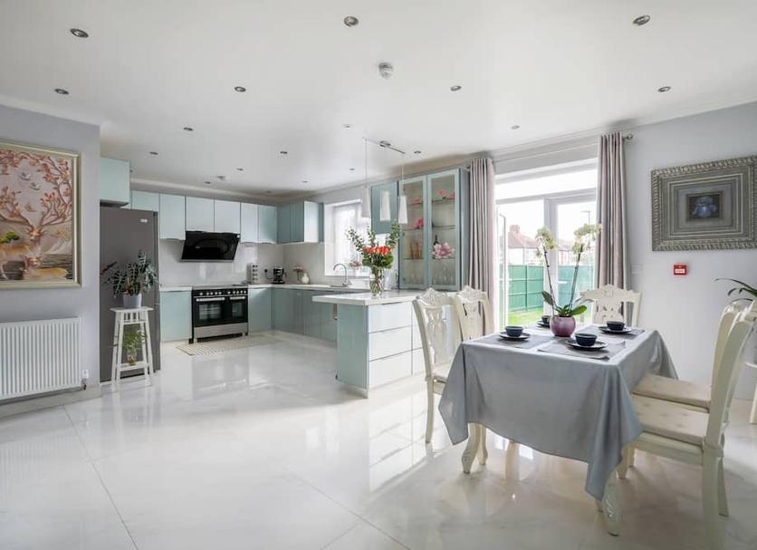 Kitchen Photo