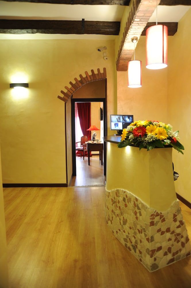 Decor