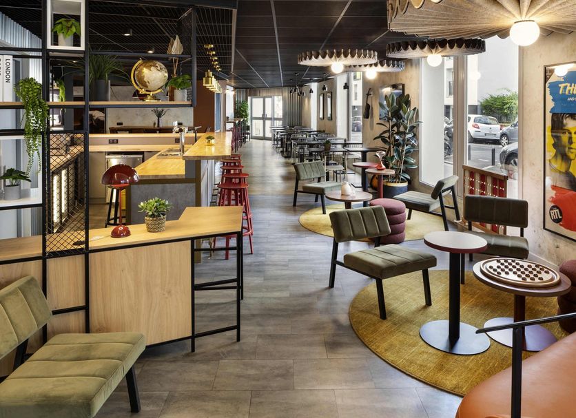 Restaurant Photo