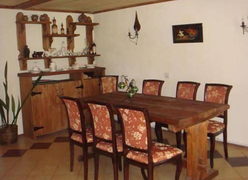 Dining room Photo