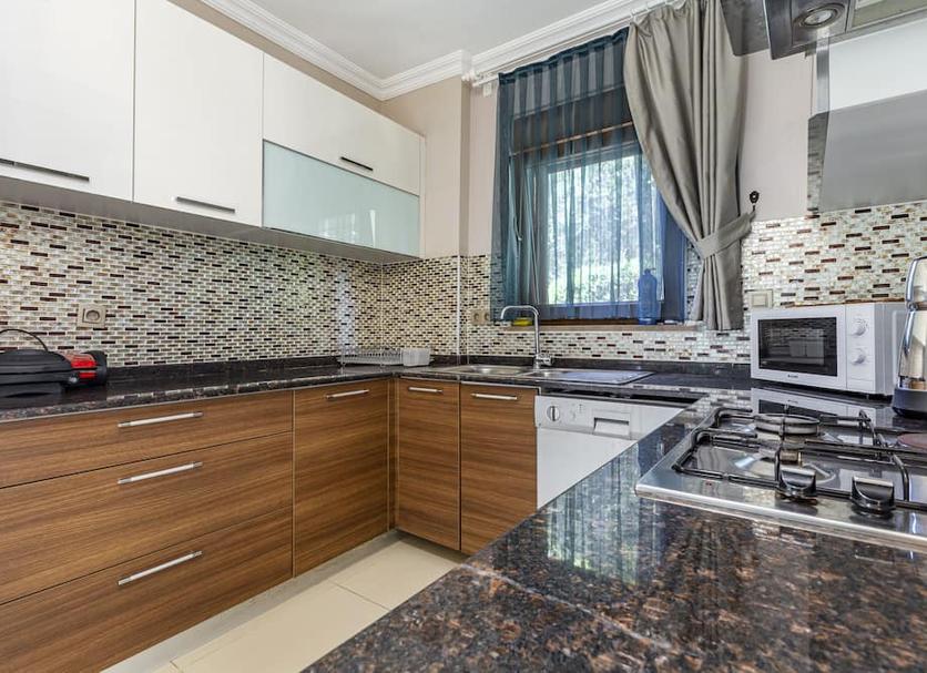 Kitchen Photo