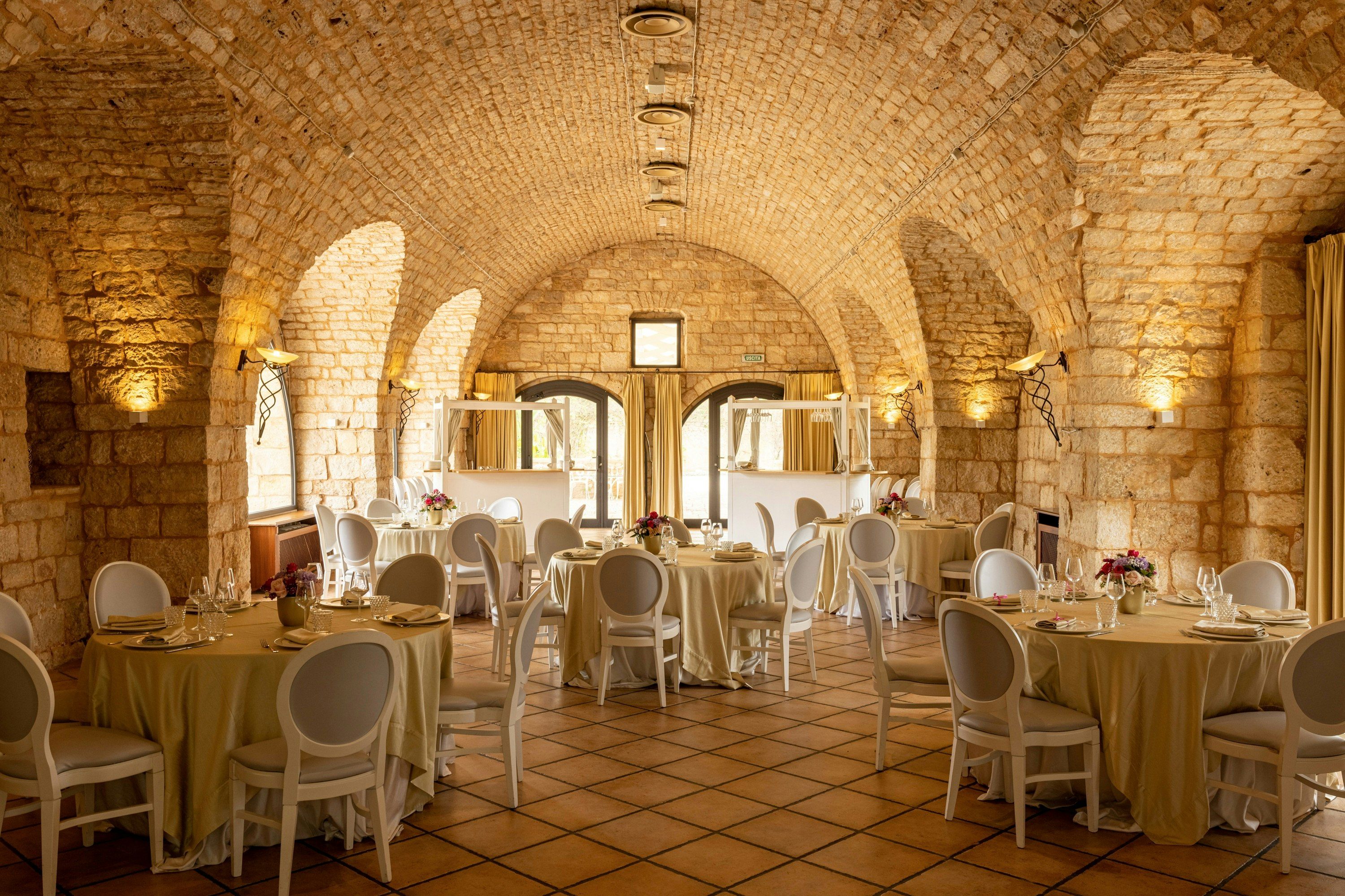 Banquet hall