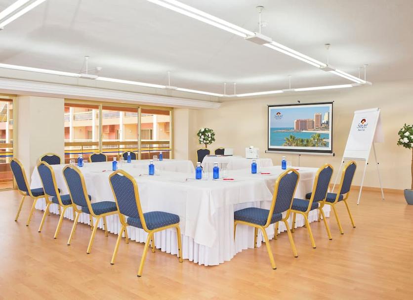 Conference room Photo