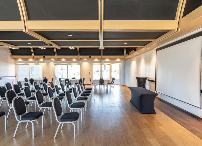 Conference room Photo